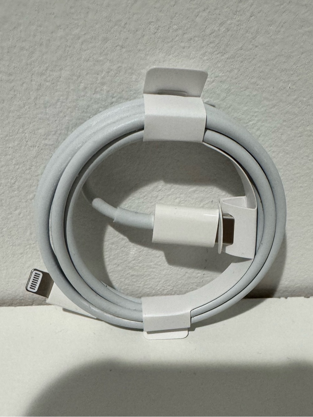 Apple White Lightning to USB-A Cable